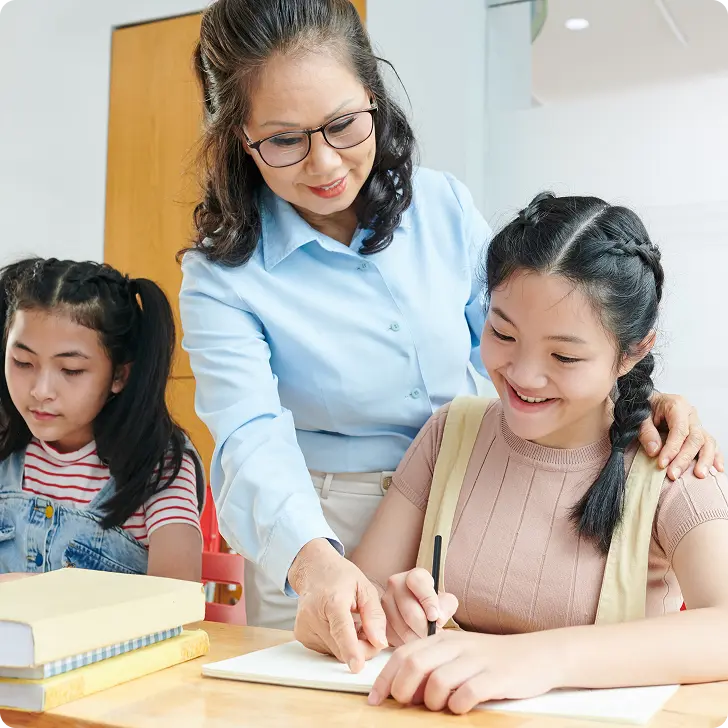 Trường học và Trung tâm đào tạo